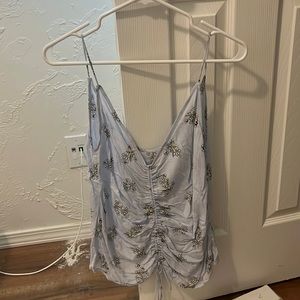 En crème small tank. Blouse material.